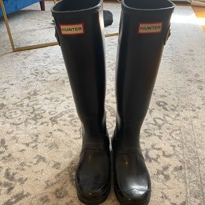 Hunter Tall Rainboots